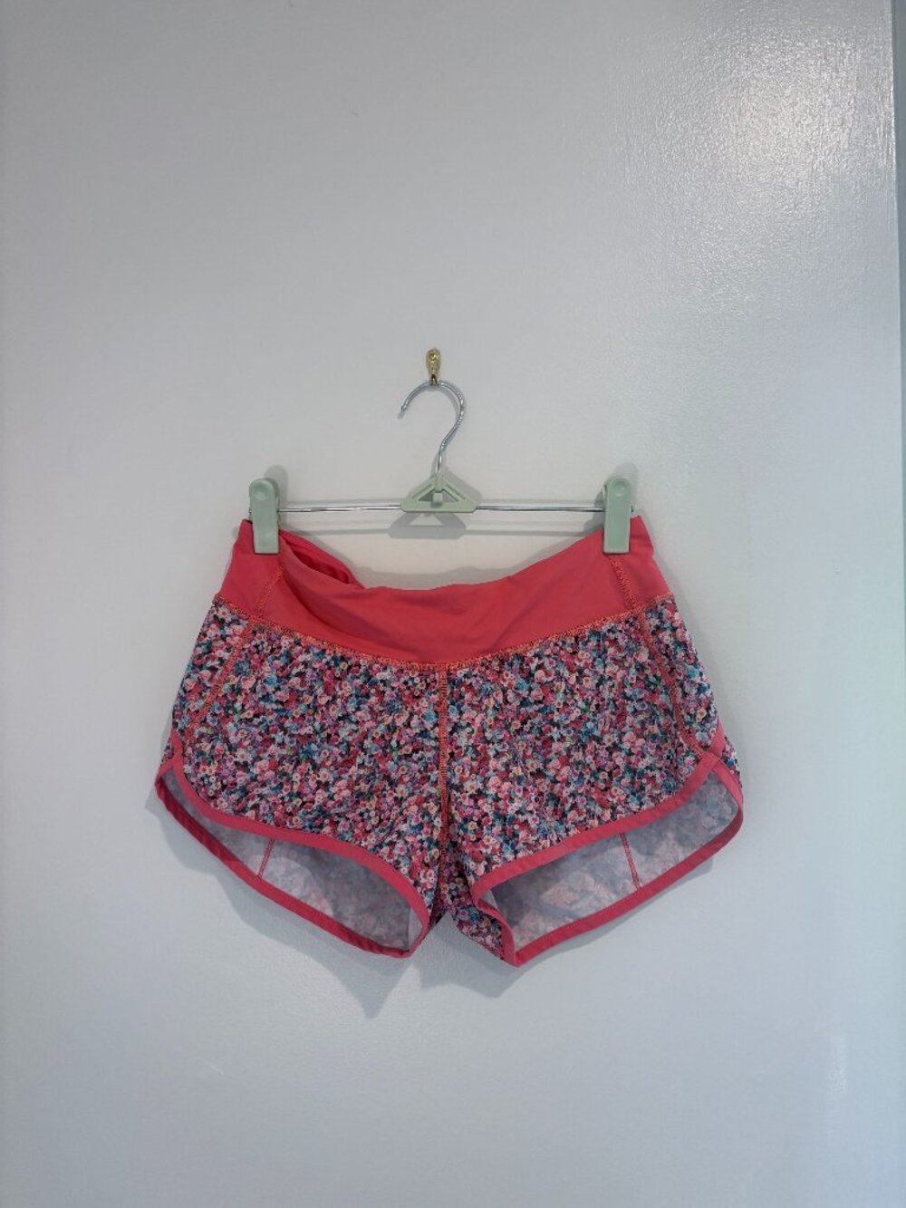 Lululemon Speed Shorts Floral Pink Running Shorts Size 4
